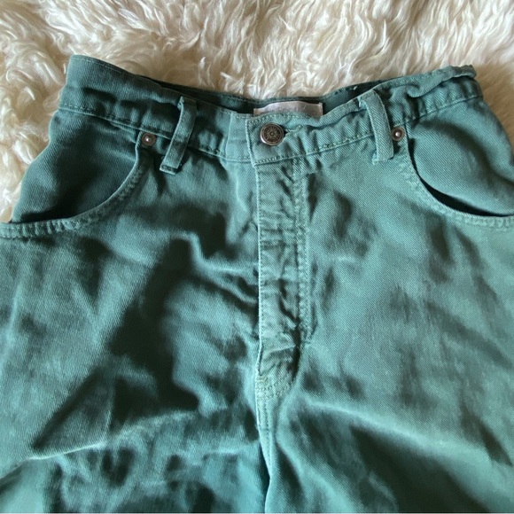 Vintage green long shorts - Picture 5 of 5